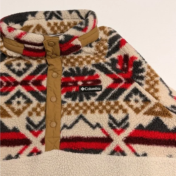 Columbia‎ Fleece with Geometric Design - Picture 2 of 9